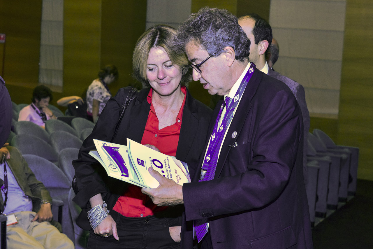 Il Prof. Andrea Lenzi, Presidente SIE, con la Ministra Beatrice Lorenzin, del Dicastero della Salute.